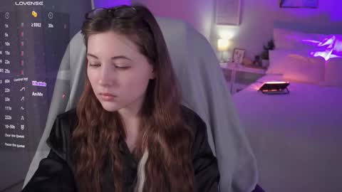 Snapshot of kimmie_shine chatting on 6, 3, 2026 Your Kimmie follow me online show from 6, 3, 2026