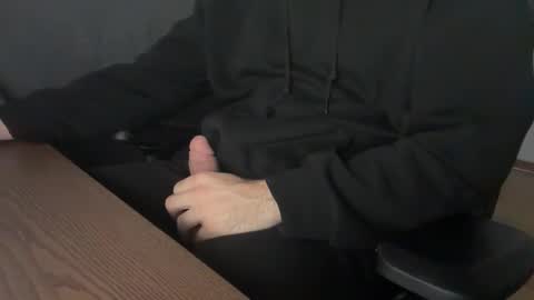 Snapshot of kimmy_muc chatting on 27, 10, 2025 kimmy_muc online show from 27, 10, 2025