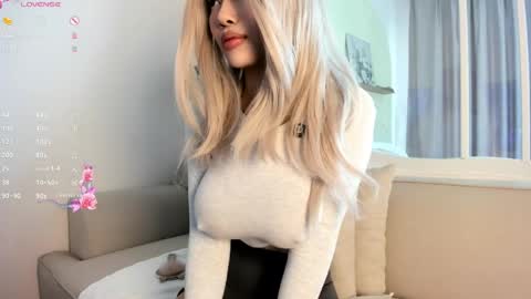Snapshot of kimryu chatting on 19, 5, 2026 Kim online show from 19, 5, 2026