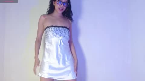 Snapshot of kimwi1 chatting on 7, 11, 2025 kimm online show from 7, 11, 2025