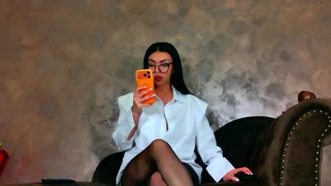 Kim Wilmes online show from 24, 5, 2026