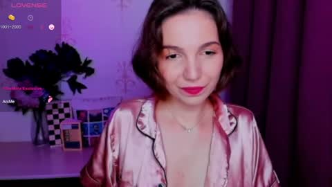 Hazel online show from 24, 7, 2026