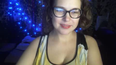 Snapshot of kindsweet chatting on 5, 11, 2025 kindsweet online show from 5, 11, 2025