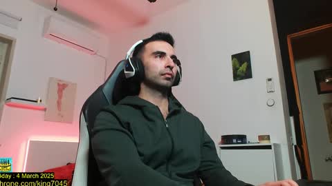 Snapshot of king7045 chatting on 18, 2, 2025 king7045 online show from 18, 2, 2025