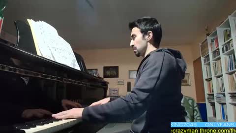 Snapshot of king7045 chatting on 14, 1, 2026 king7045 online show from 14, 1, 2026