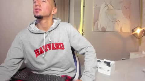 King Dante  online show from 3, 12, 2024