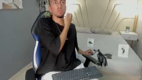 King Dante  online show from 7, 12, 2024