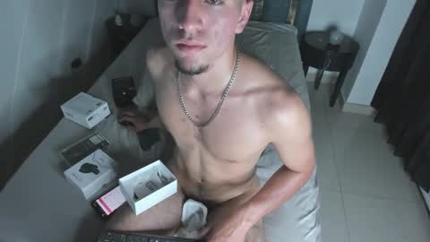 King Dante  online show from 17, 1, 2025