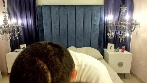 King Dante  online show from 1, 2, 2025