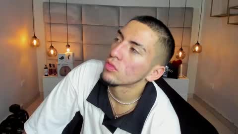 King Dante  online show from 25, 2, 2025