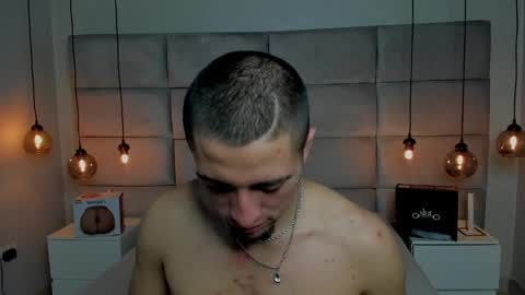 King Dante  online show from 5, 3, 2025