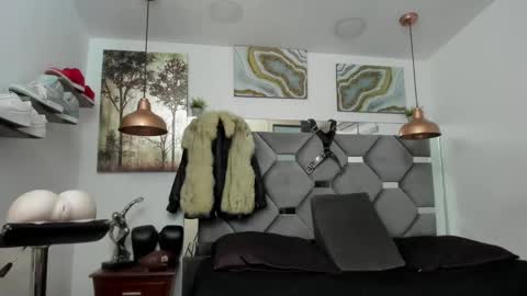 Snapshot of king_fitt_ chatting on 23, 1, 2025 HOT MEN BLACK online show from 23, 1, 2025