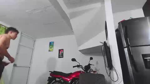 Snapshot of king_russo chatting on 6, 2, 2025 king_russo online show from 6, 2, 2025
