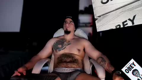 King Bear online show from 16, 2, 2025