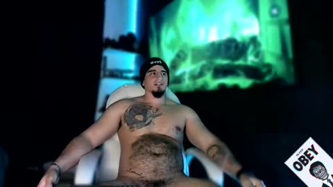 King Bear online show from 17, 2, 2025