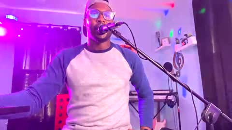 KC online show from 28, 2, 2025