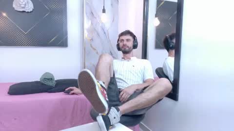 KING  online show from 25, 6, 2026