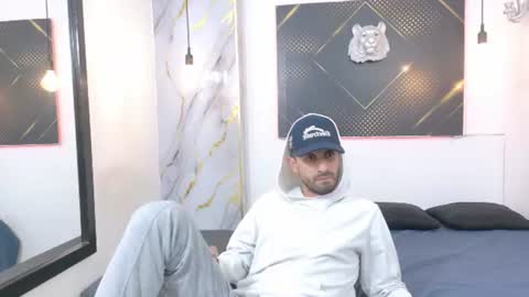 KING  online show from 3, 8, 2026