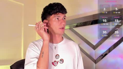  A L E X  online show from 4, 2, 2025