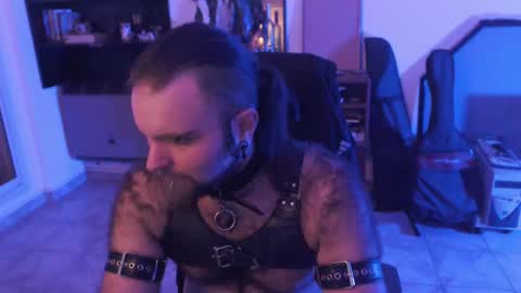 Snapshot of kinkracc chatting on 27, 9, 2025 kinkRacc online show from 27, 9, 2025