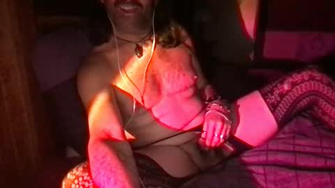 Snapshot of kinky122kev chatting on 13, 9, 2025 Southlonguy online show from 13, 9, 2025