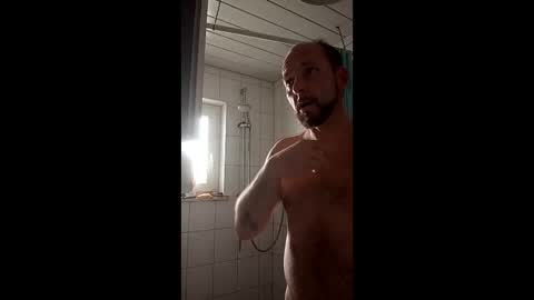 kinky_413x online show from 6, 3, 2026