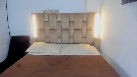 kinky__couplee online show from 8, 3, 2026