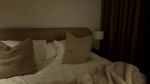 Snapshot of kinky__katia chatting on 8, 10, 2025 kinky__katia online show from 8, 10, 2025