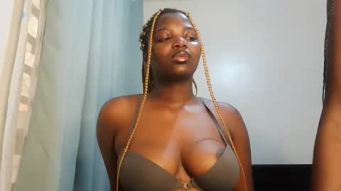 Lola online show from 23, 10, 2025