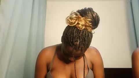 Lola online show from 7, 11, 2025