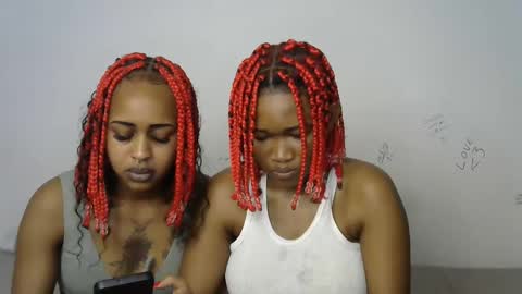 Snapshot of kinky_secrett chatting on 15, 9, 2025 Cupshee and cushey online show from 15, 9, 2025