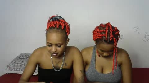 Snapshot of kinky_secrett chatting on 22, 9, 2025 Cupshee and cushey online show from 22, 9, 2025