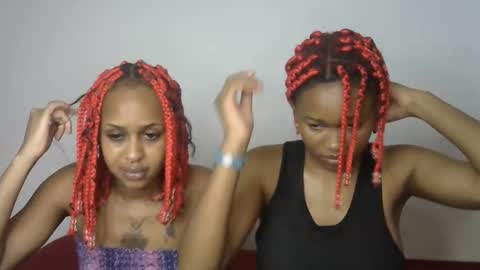 Snapshot of kinky_secrett chatting on 1, 10, 2025 Cupshee and cushey online show from 1, 10, 2025