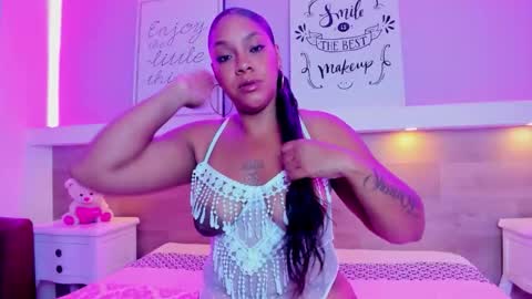 Thifanny  online show from 3, 3, 2026