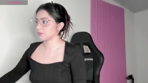 kinky yeyns online show from 17, 3, 2026