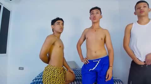 Snapshot of kinkyhousexxx chatting on 31, 1, 2026 kinkyhousexxx online show from 31, 1, 2026