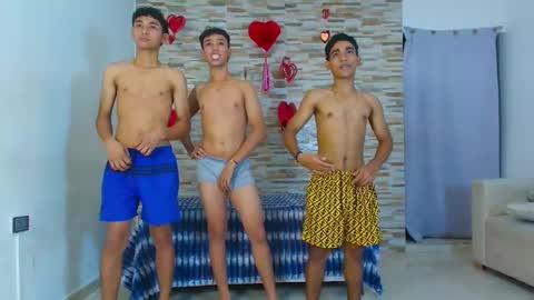 Snapshot of kinkyhousexxx chatting on 6, 3, 2026 kinkyhousexxx online show from 6, 3, 2026