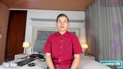 kinkypetite1 online show from 21, 10, 2025