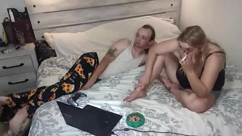 kinkyqueenandpet95 online show from 29, 9, 2025