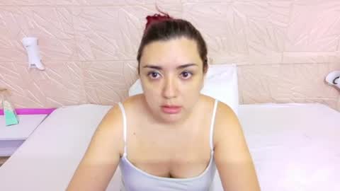 kinkyy_redhead online show from 22, 6, 2026