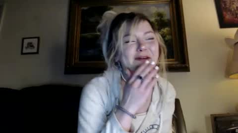 Kipsy Rose online show from 18, 12, 2024
