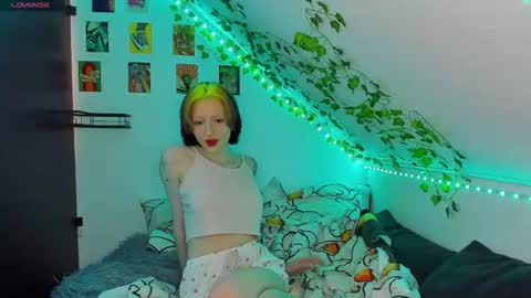 Snapshot of kira__cutie chatting on 30, 7, 2026 Kira online show from 30, 7, 2026