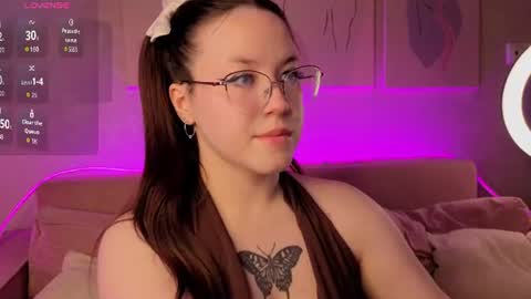 Snapshot of kira_be11 chatting on 18, 6, 2026 Kira Be11 online show from 18, 6, 2026