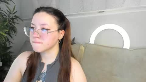 Snapshot of kira_be11 chatting on 22, 6, 2026 Kira Be11 online show from 22, 6, 2026