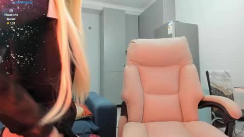 Snapshot of kira_dream17 chatting on 18, 4, 2026 Kira online show from 18, 4, 2026