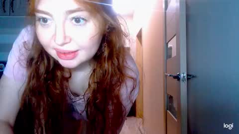 Snapshot of kira_foxy_ chatting on 21, 11, 2025 Kira online show from 21, 11, 2025