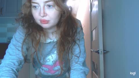 Snapshot of kira_foxy_ chatting on 21, 12, 2025 Kira online show from 21, 12, 2025