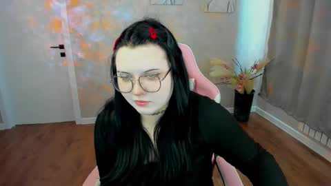 Snapshot of kira_g0ld chatting on 22, 3, 2026 kira online show from 22, 3, 2026