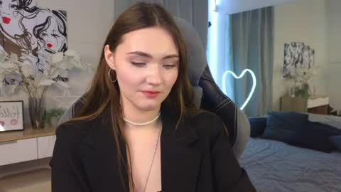 kira_jin online show from 4, 3, 2025