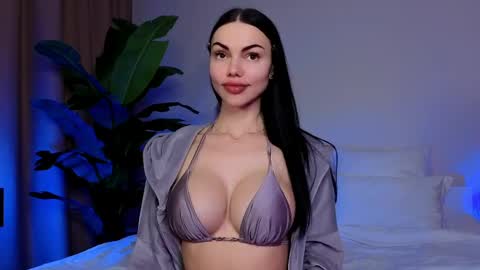 Kira and friends online show from 4, 4, 2026